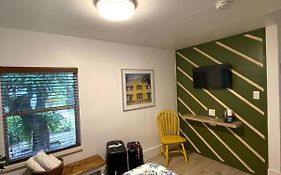 Cozy Room In The Heart Of Little Havana